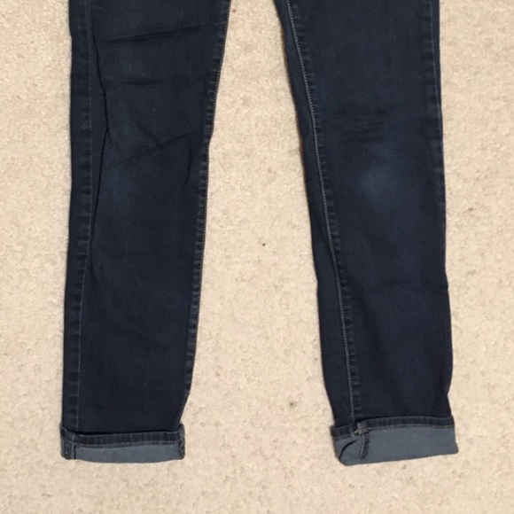 American Eagle Skinny Jeans - Picture 3 of 4